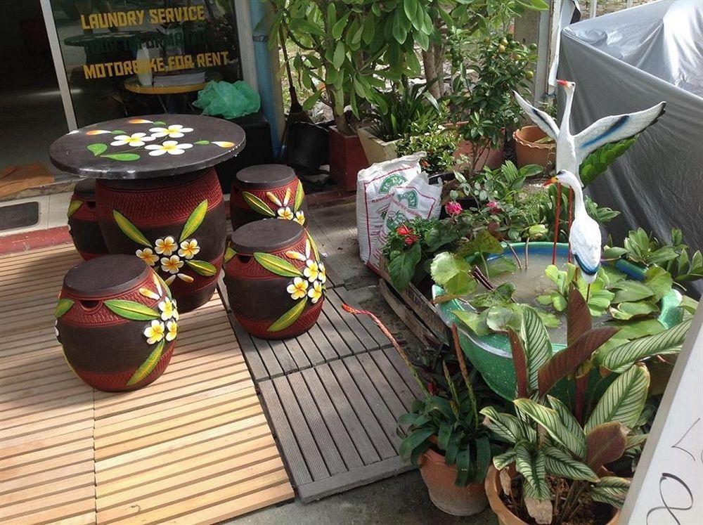 Happy Fish Guesthouse Patong Exterior foto